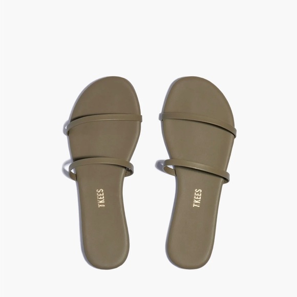 TKEES Shoes Nwt Tkees Sandals Size 9 Poshmark